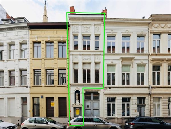 Te renoveren herenhuis in de universiteitswijk - 2 geacht vergunde units