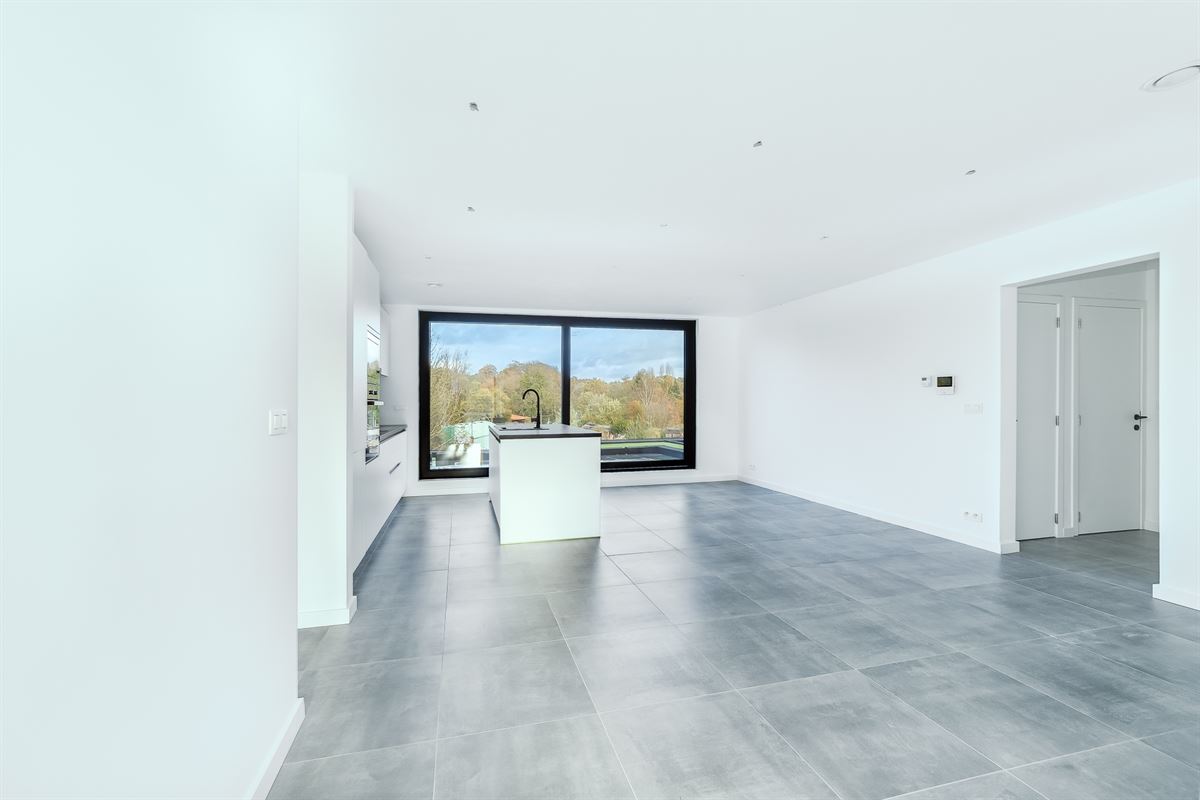 Nieuwbouw appartement 2 slpk met terras en P