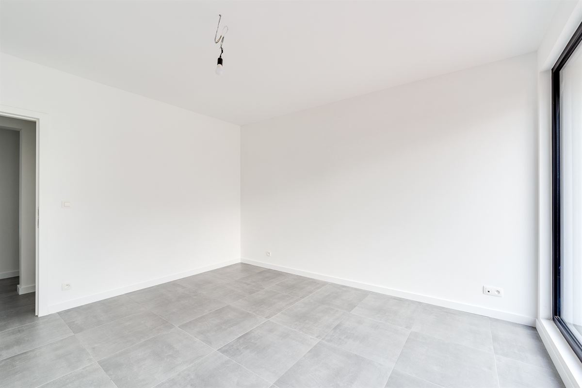 Nieuwbouw appartement 2 slpk met terras en P