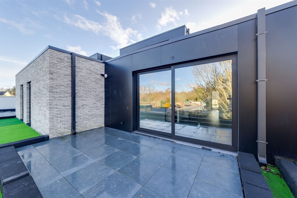 Nieuwbouw appartement 2 slpk met terras en P