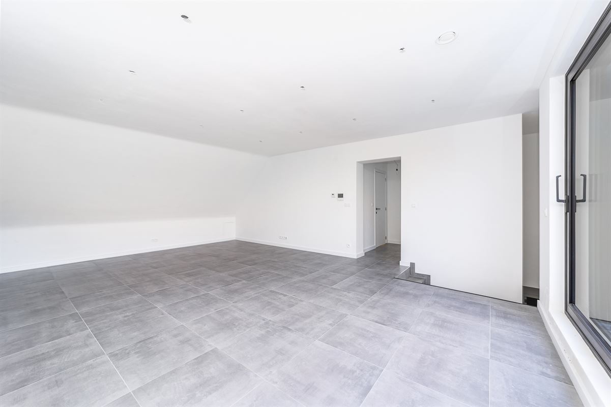 Duplex nieuwbouw appartement 2 slpk met terras en P