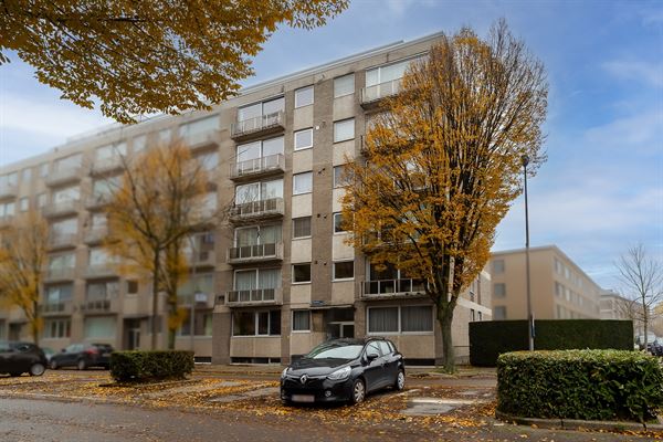 2 slpk appartement met ruim zicht te Mortsel