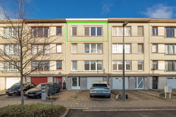 Instapklaar appt met 2 slaapkamers en terras te Deurne