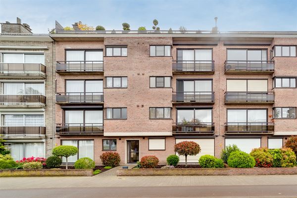 Appartement 2 slpk, terras en garagebox