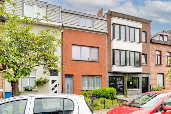 Huis, 4 slaapkamers met tuin te centrum Hoboken