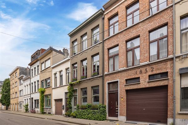 Fantastisch herenhuis (291m²) met tuin centrum Antwerpen