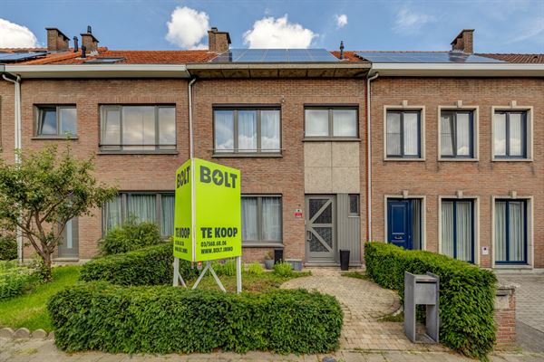 Instapklare woning met 3-4 slaapkamers in doodlopende straat