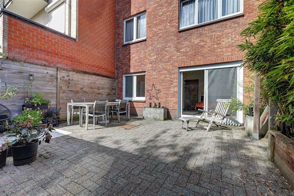 Gelijkvloers appartement met tuin en garage Oosterveldwijk Wilrijk