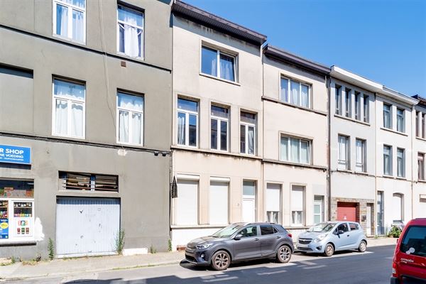 Op te frissen woning met 3-4 slk aan Park Spoor Noord