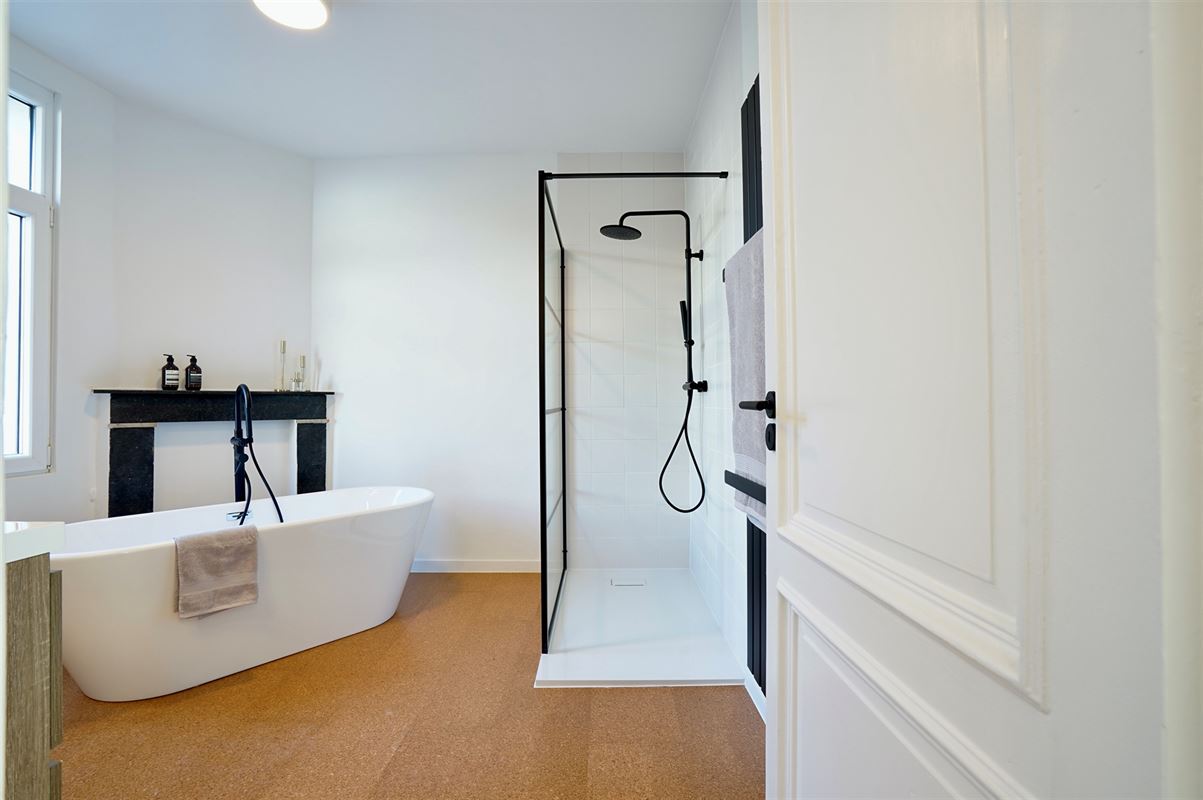 Korte termijn gemeubelde units te huur in gezellig gebouw