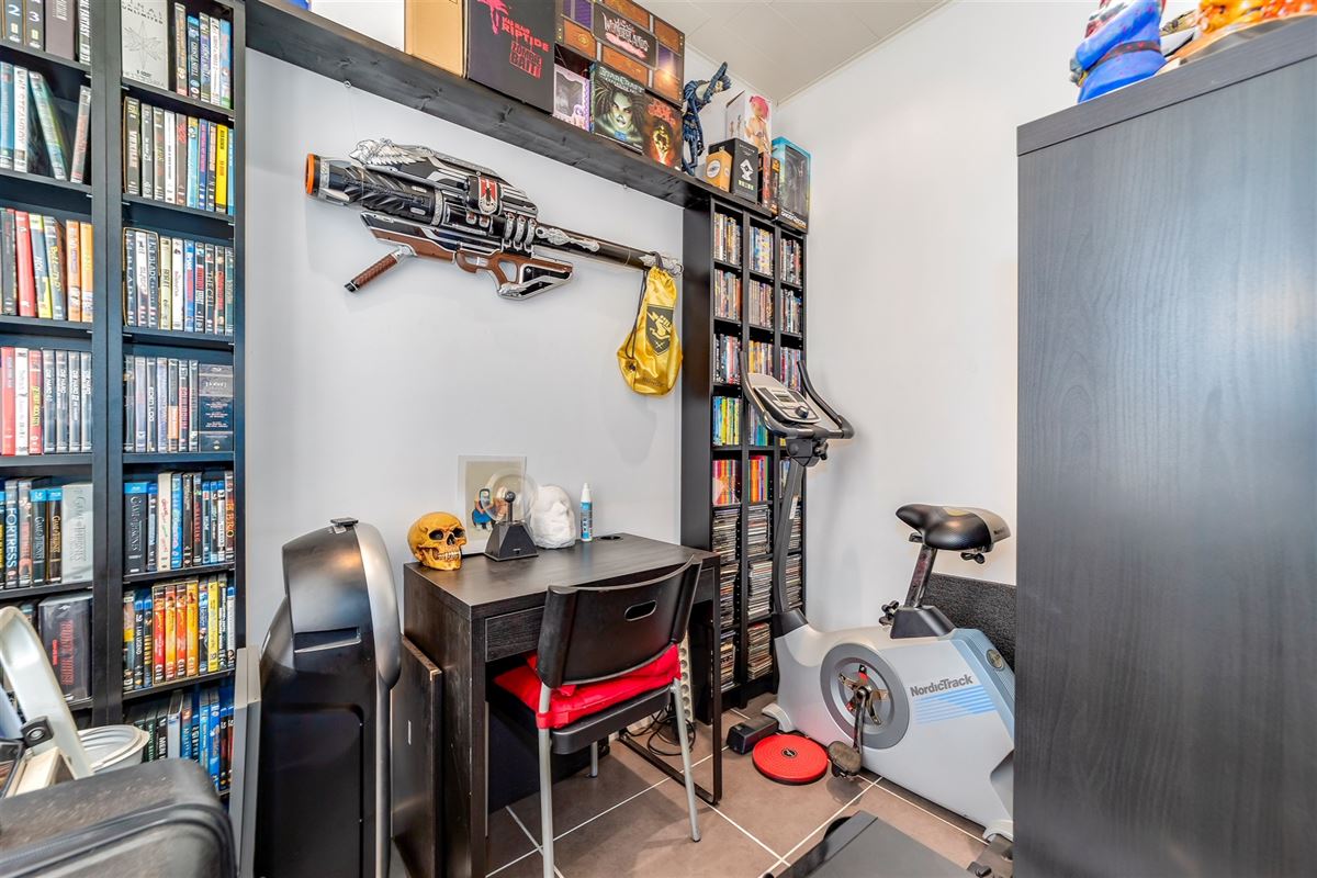 Instapklaar 2 slaapkamer appartement te Merksem