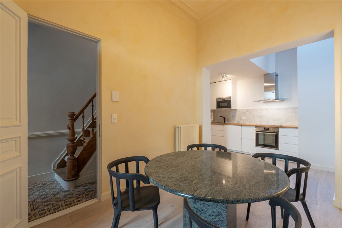 Korte termijn gemeubelde units te huur in gezellig gebouw