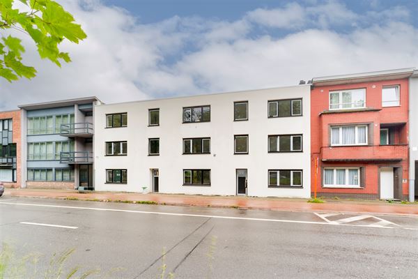 Gerenoveerd gelijkvloers appartement met terras en tuin centrum Turnhout