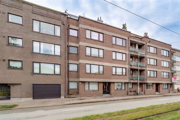 Gelijkvloers appartement met 2 slk, tuin en mogelijk garagebox