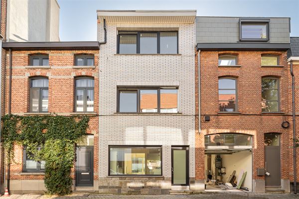 Gerenoveerde woning met drie slaapkamers