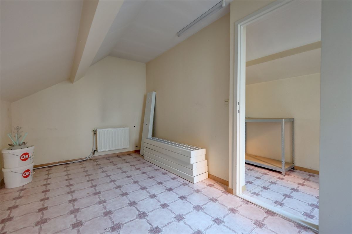 Handelsgelijkvloers op uitstekende ligging in Wilrijk te huur