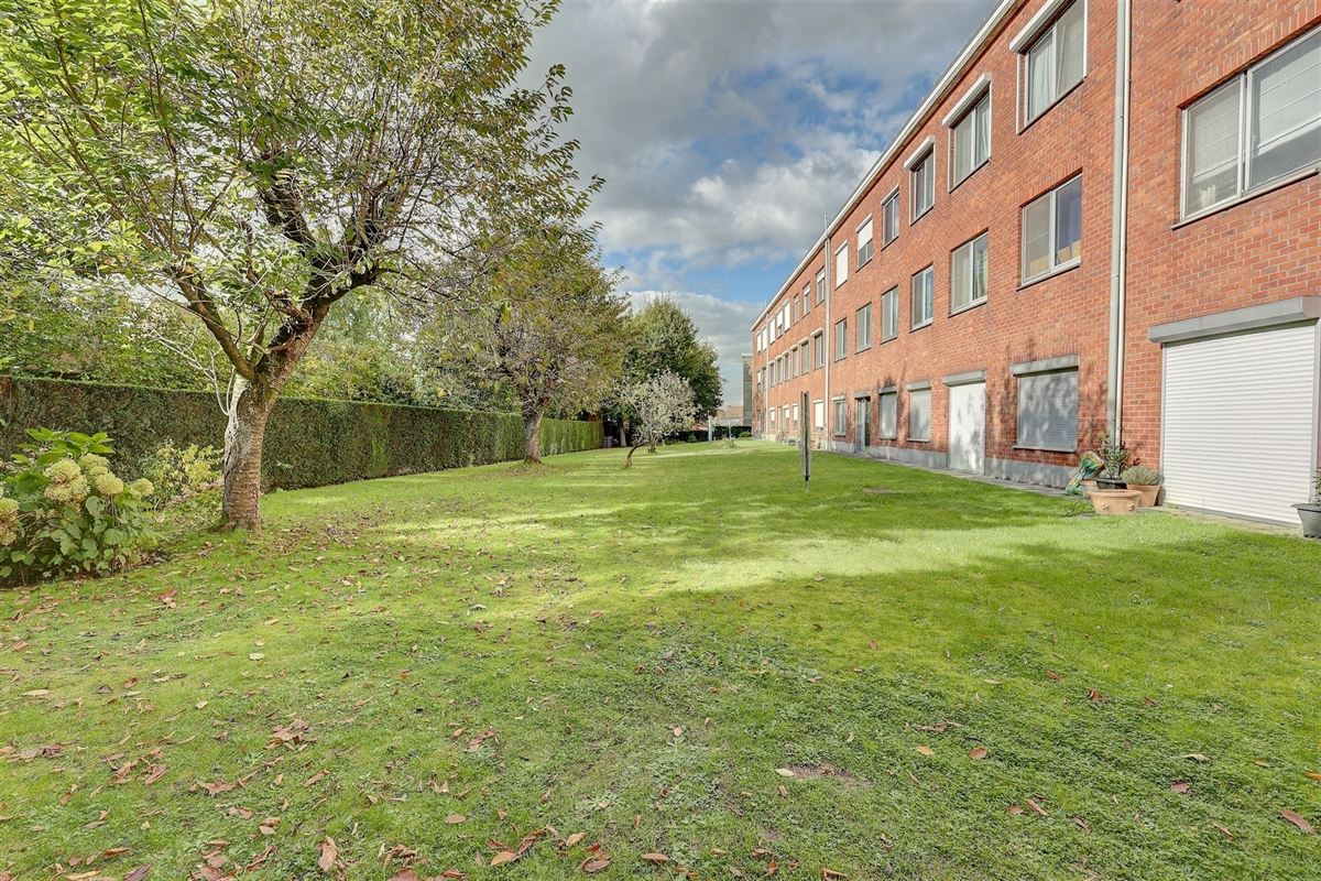 Lichtrijk appartement met twee slaapkamers in Kontich