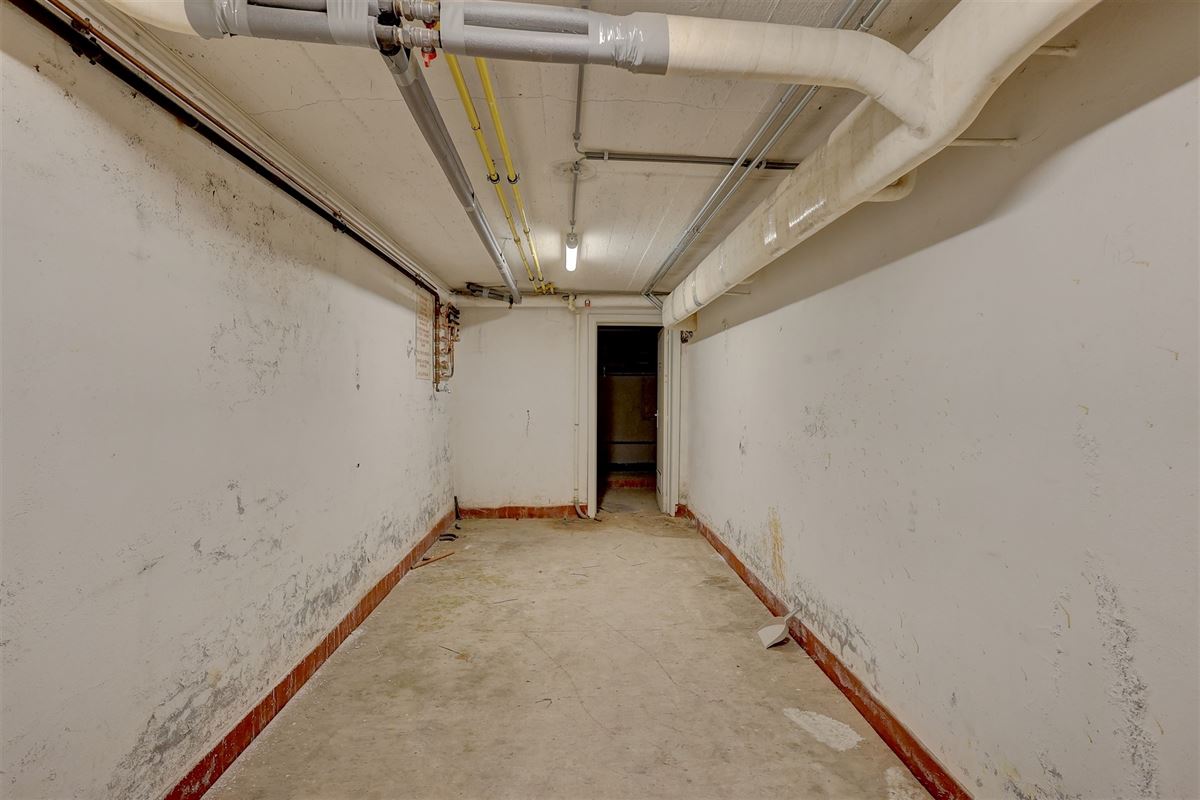 Ruim gerenoveerde kantoorruimte in centrum Hemiksem