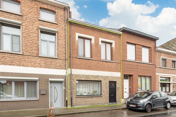 Woning met vier slaapkamers en tuin te Mechelen