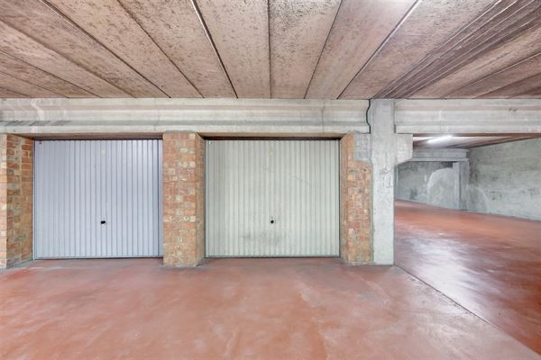 Garagebox pal in het centrum van Mortsel