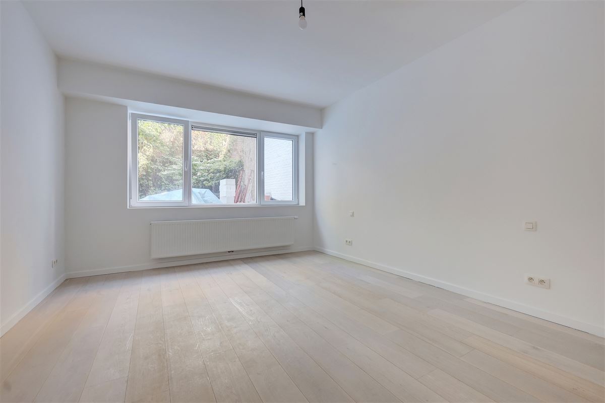 Gerenoveerd gelijkvloers appartement met tuin in Markgravewijk