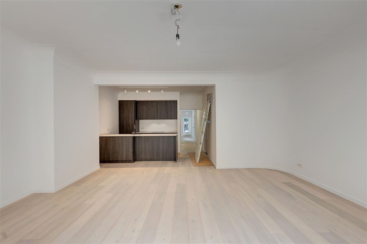 Gerenoveerd gelijkvloers appartement met tuin in Markgravewijk