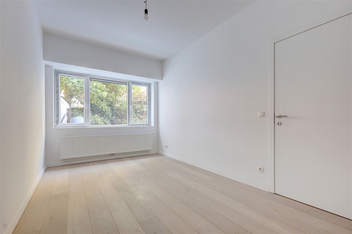 Gerenoveerd gelijkvloers appartement met tuin in Markgravewijk