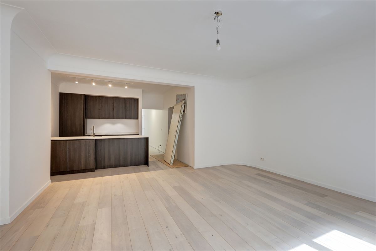 Gerenoveerd gelijkvloers appartement met tuin in Markgravewijk