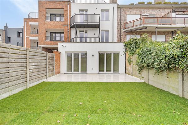 Prachtig glvl 2 slk appt + 2 badk + zuidtuin + mog P
