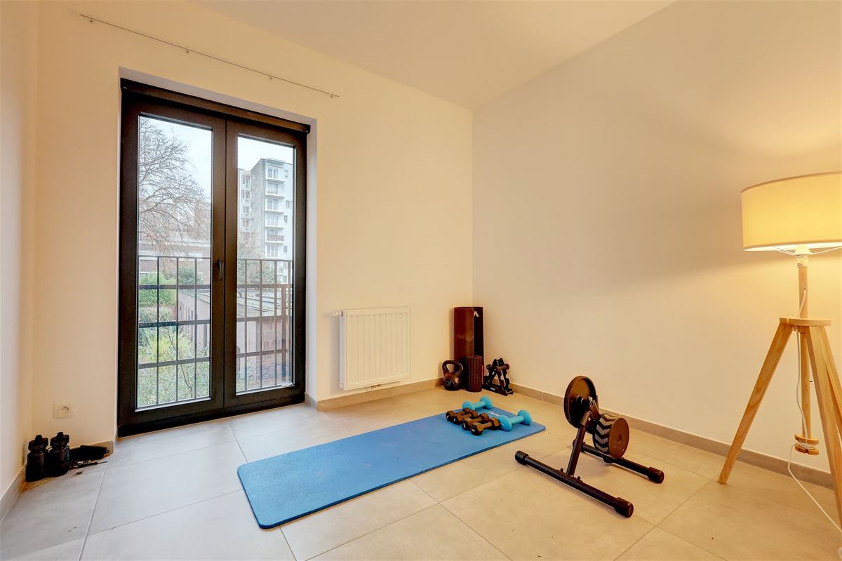 Prachtig appartement met 2 slaapkamers, terras en staanplaats