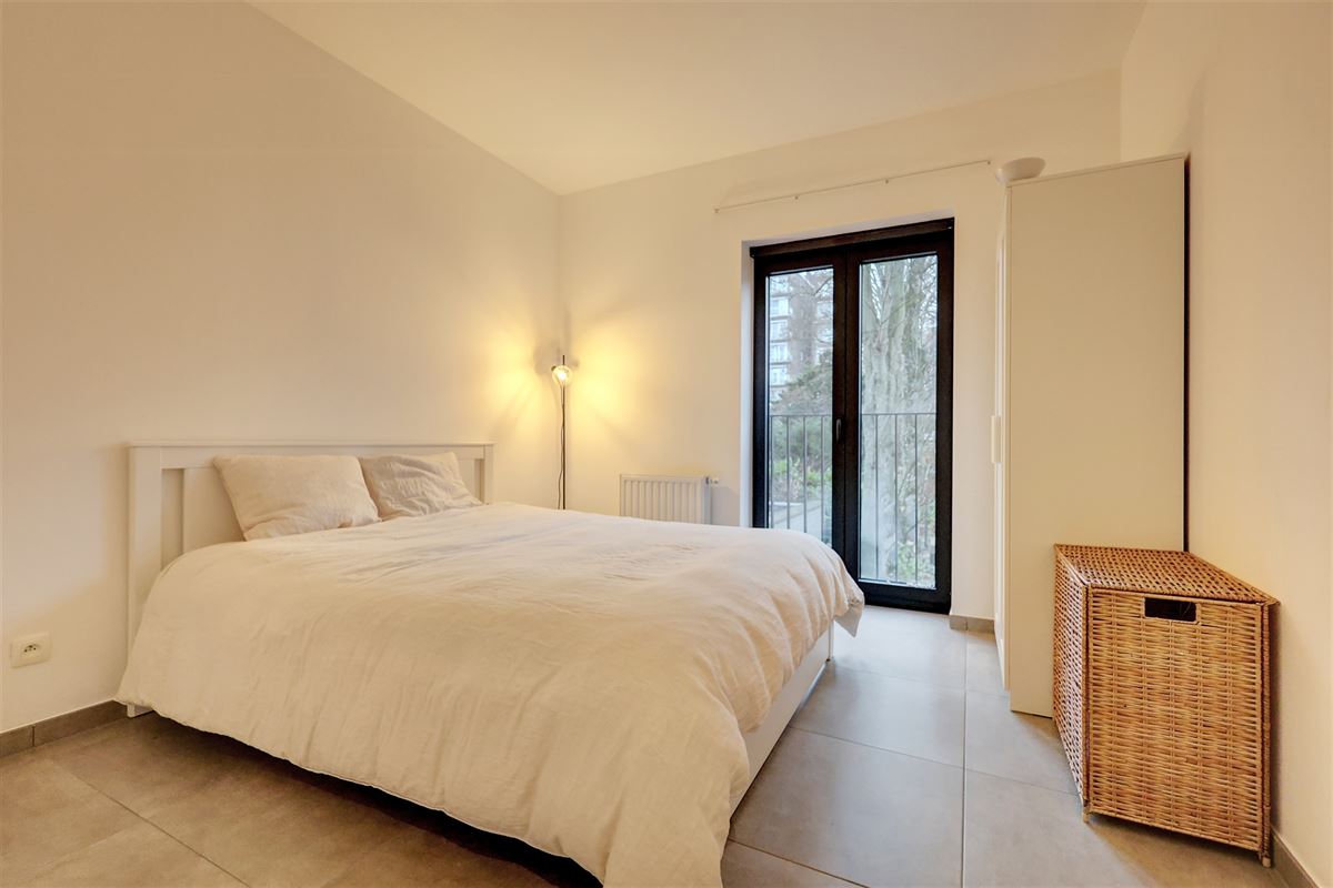 Prachtig appartement met 2 slaapkamers, terras en staanplaats