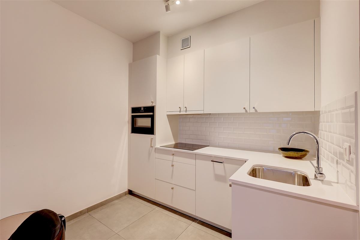 Prachtig appartement met 2 slaapkamers, terras en staanplaats