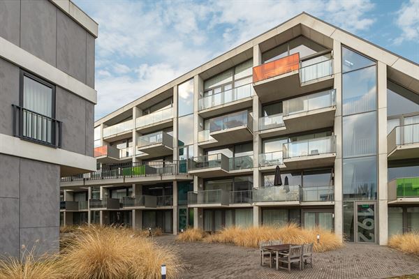 Appartement met twee slaapkamers en staanplaats