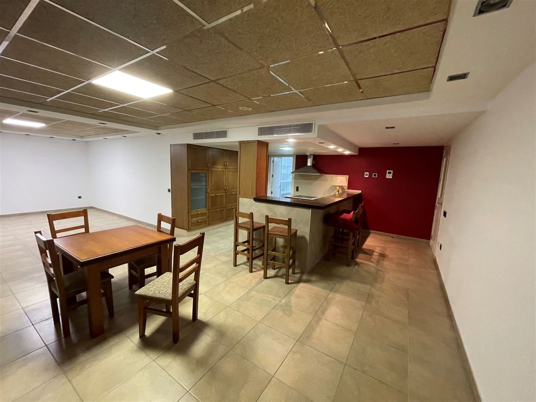 Prachtige villa met 5 slk | 6 badk | zwembad | ondergrondse garage