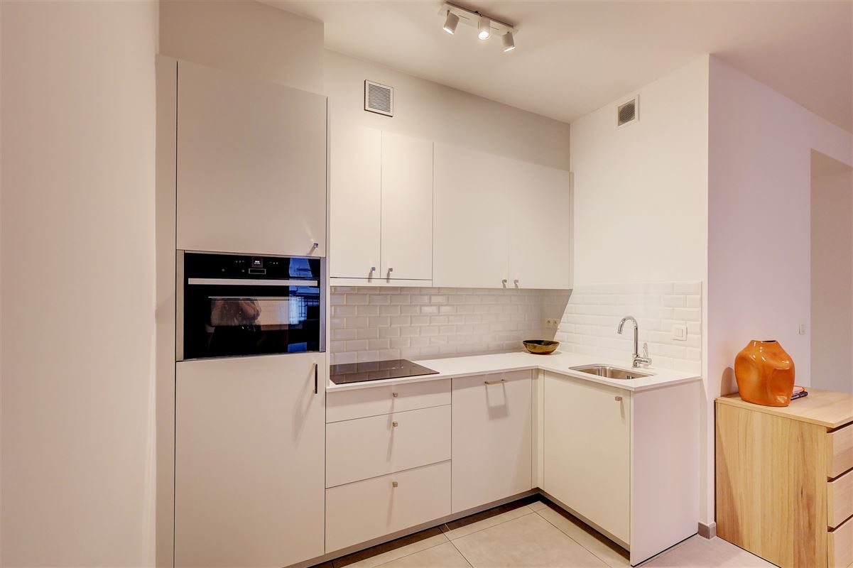 Prachtig appartement met 2 slaapkamers, terras en staanplaats