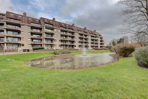 Ruim appartement met twee slaapkamers en terras te huur in residentie Nachtegalenhof
