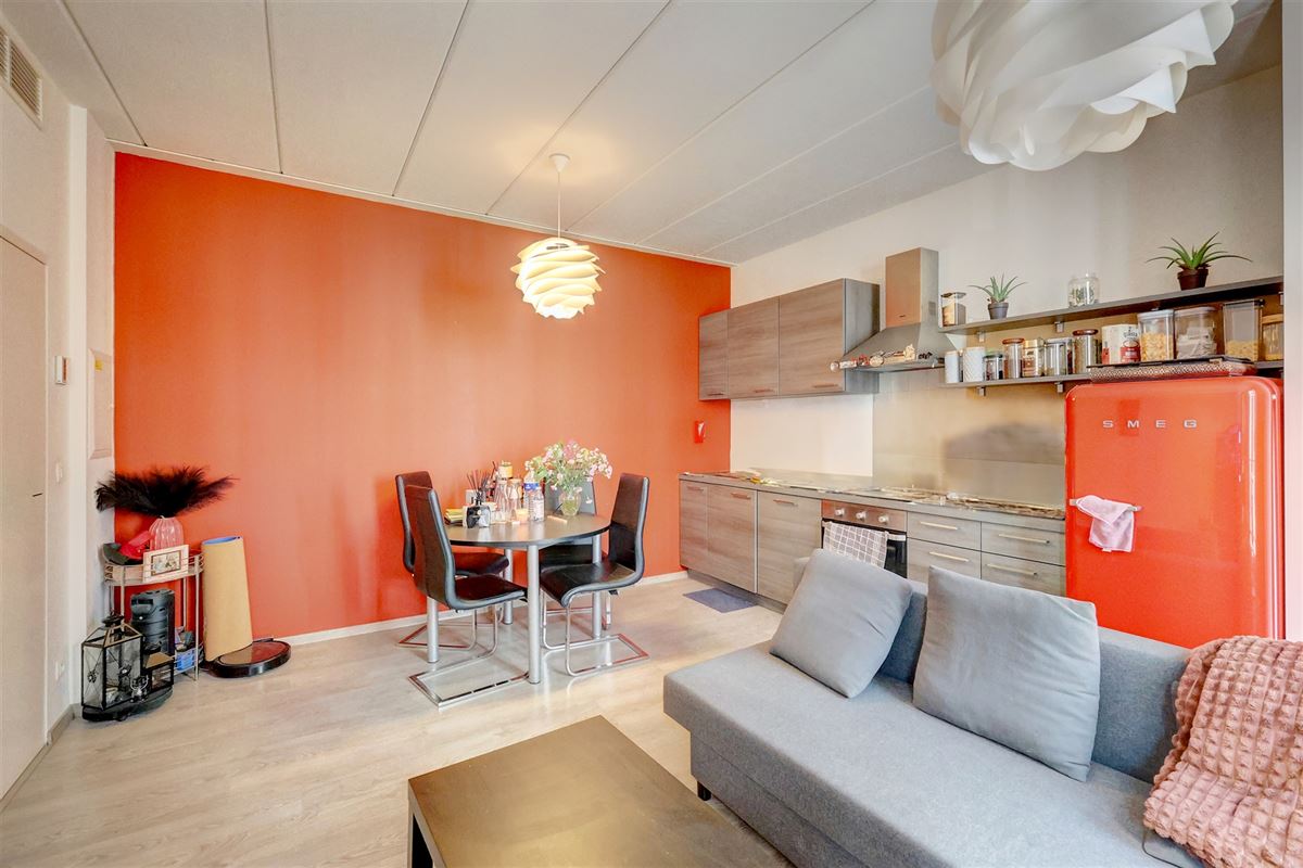 Gelijkvloers kantoor thans ingedeeld als appartement centrum Antwerpen