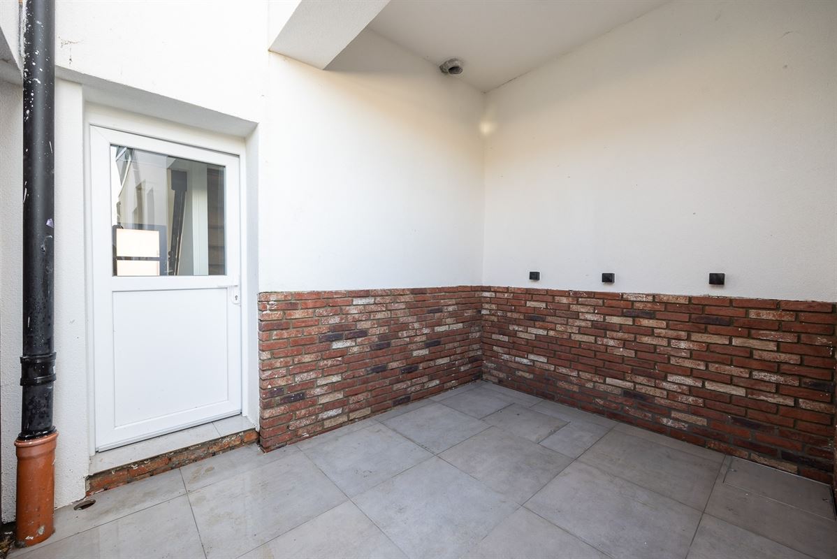 Appartement met twee slaapkamers en terras