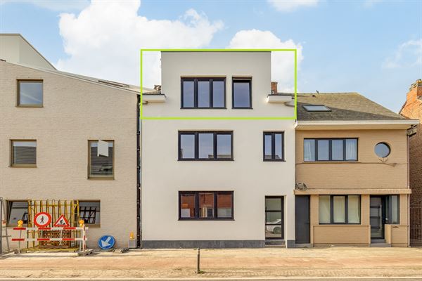 Appartement met twee slaapkamers en terras