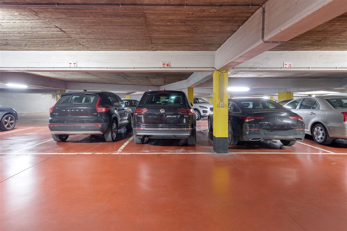 Ruim 2 slaapkamer appartement met ruim zuidterras