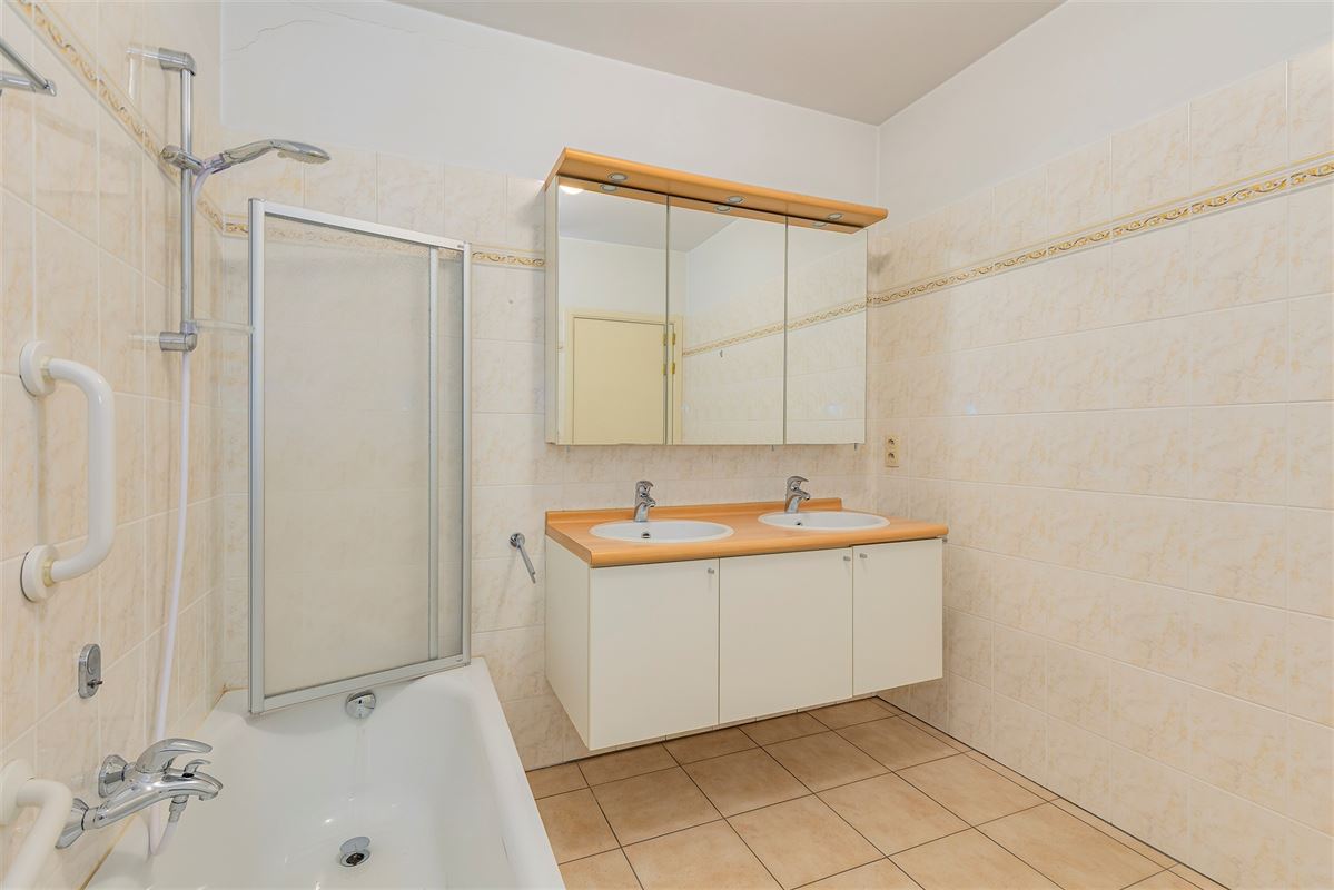 Instapklaar appartement met twee terrassen