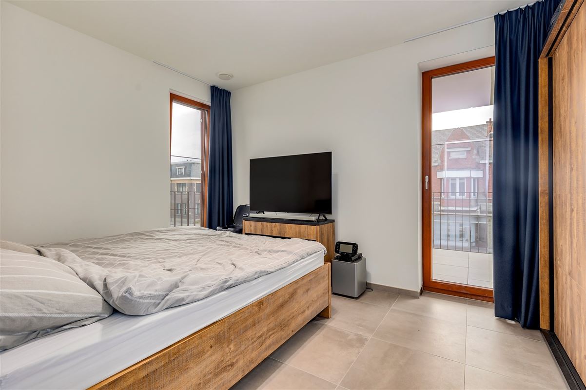 Recent appartement 2 slpk, ruim terras en P mogelijk