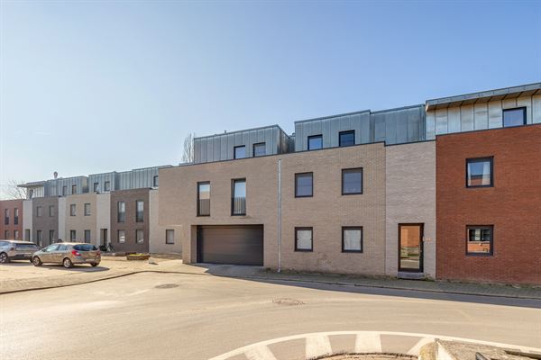 Instapklaar appartement met groot terras te Mechelen