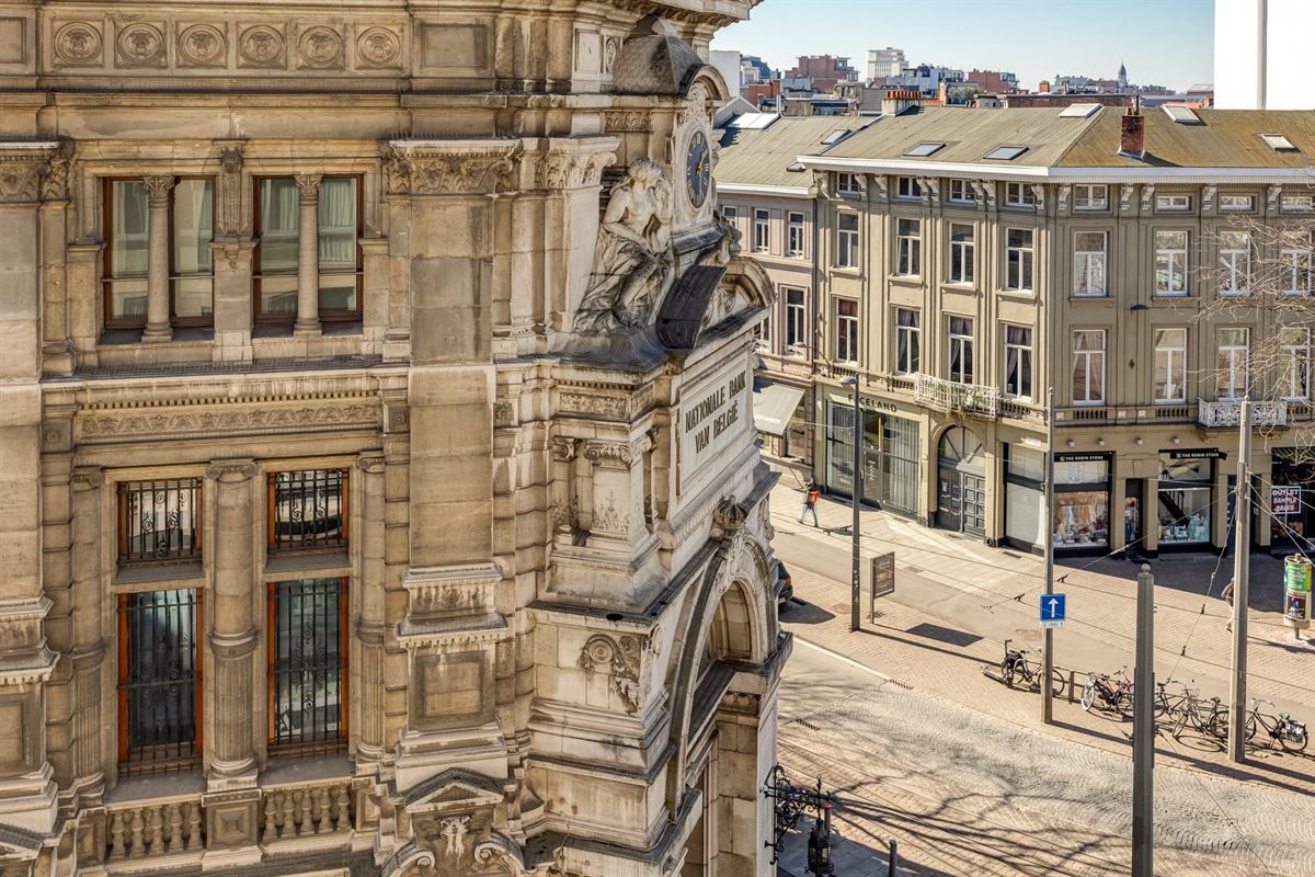 Luxueus gerenoveerd appartement aan het Theaterplein