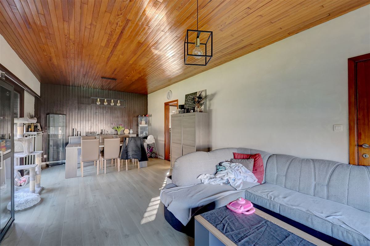 Woning te huur met 4 slaapkamers, tuin en garage in Heffen