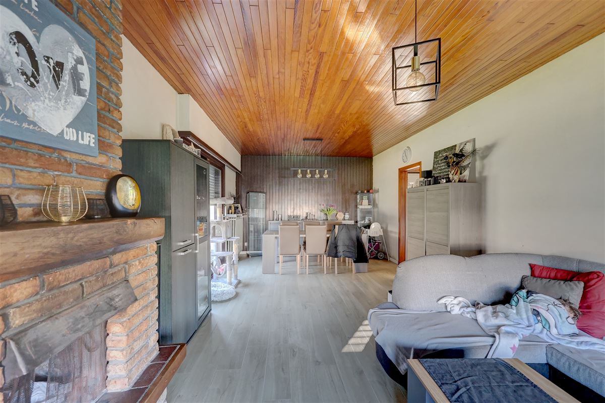 Woning te huur met 4 slaapkamers, tuin en garage in Heffen