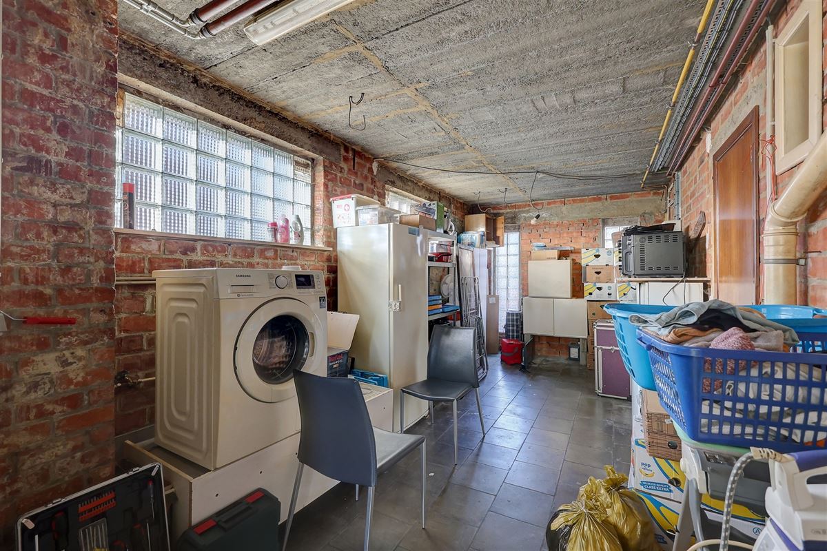 Woning te huur met 4 slaapkamers, tuin en garage in Heffen