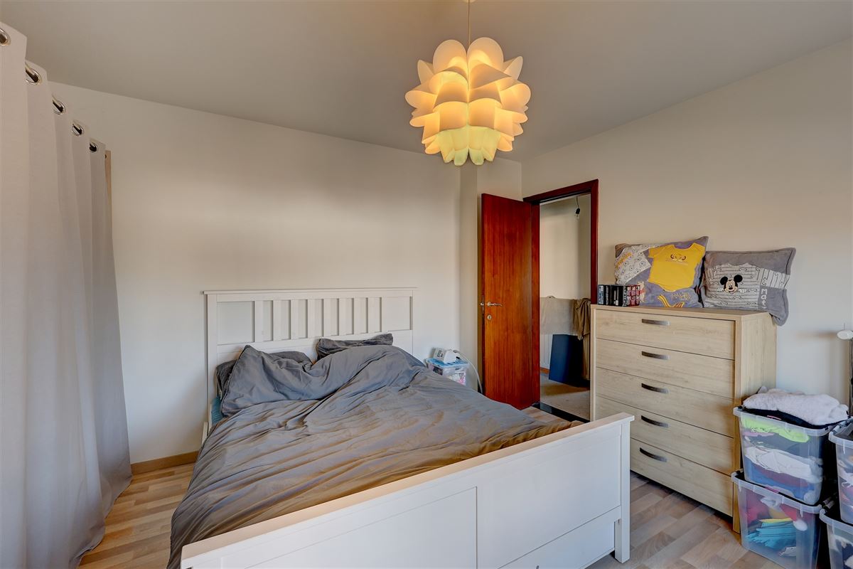 Woning te huur met 4 slaapkamers, tuin en garage in Heffen