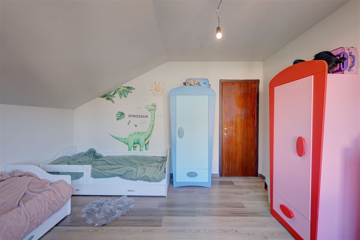 Woning te huur met 4 slaapkamers, tuin en garage in Heffen