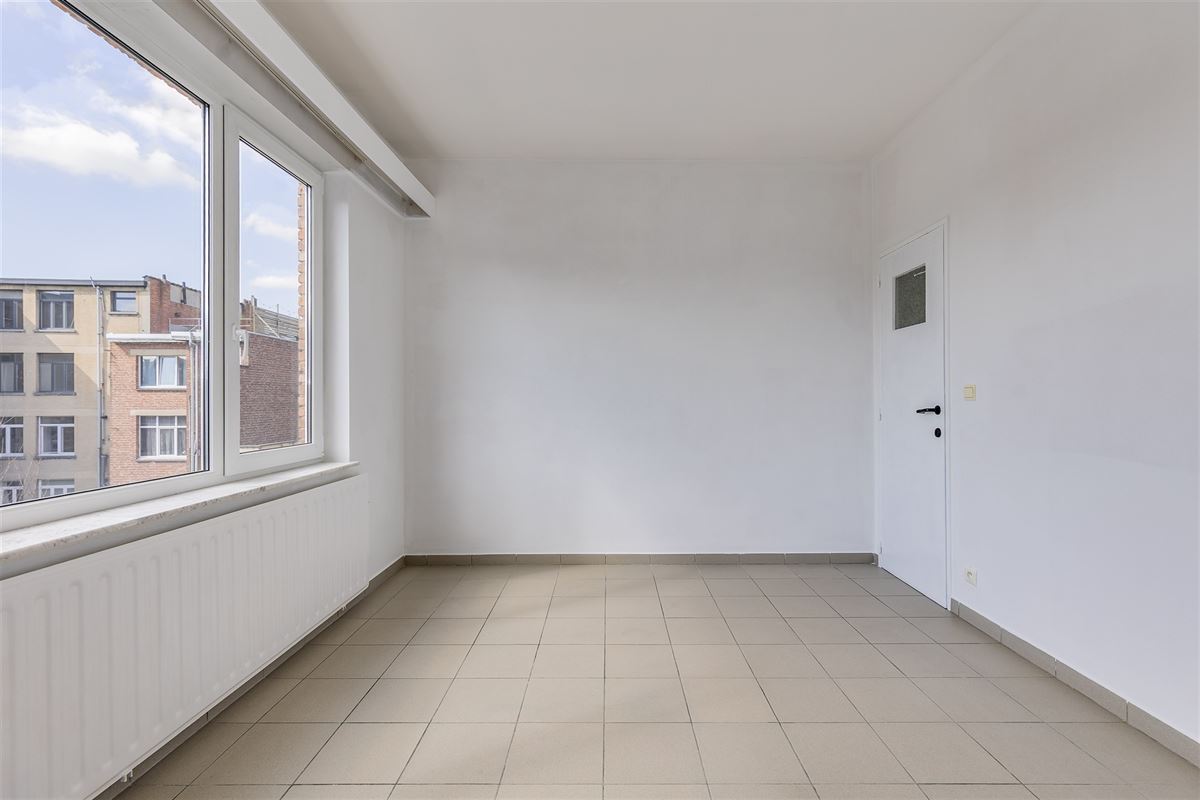 Prachtig 2 tot 3 slk appartement ca 110 m² + leuk terras